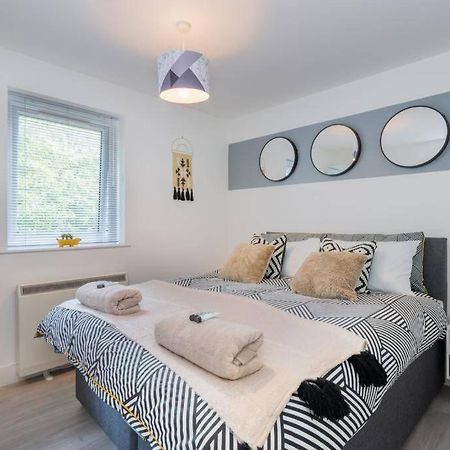 Forest View Apartment- Private Balcony Southampton Luaran gambar