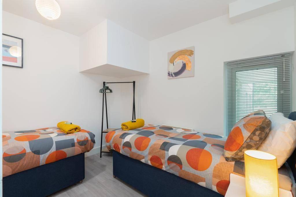 Forest View Apartment- Private Balcony Southampton Luaran gambar